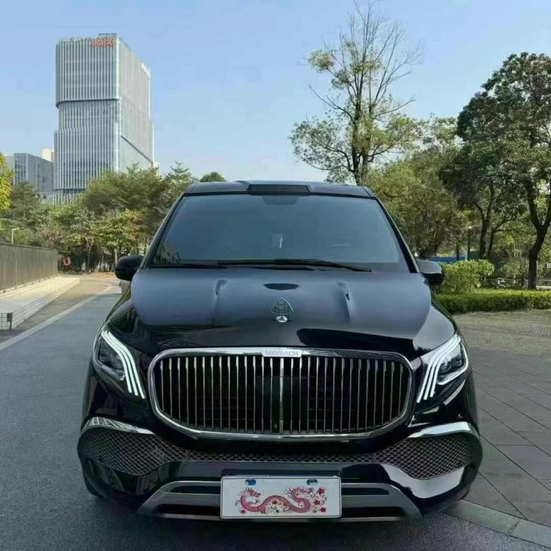 佛山22年奔驰威霆1