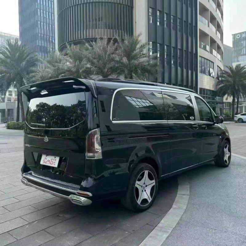 佛山22年奔驰威霆7