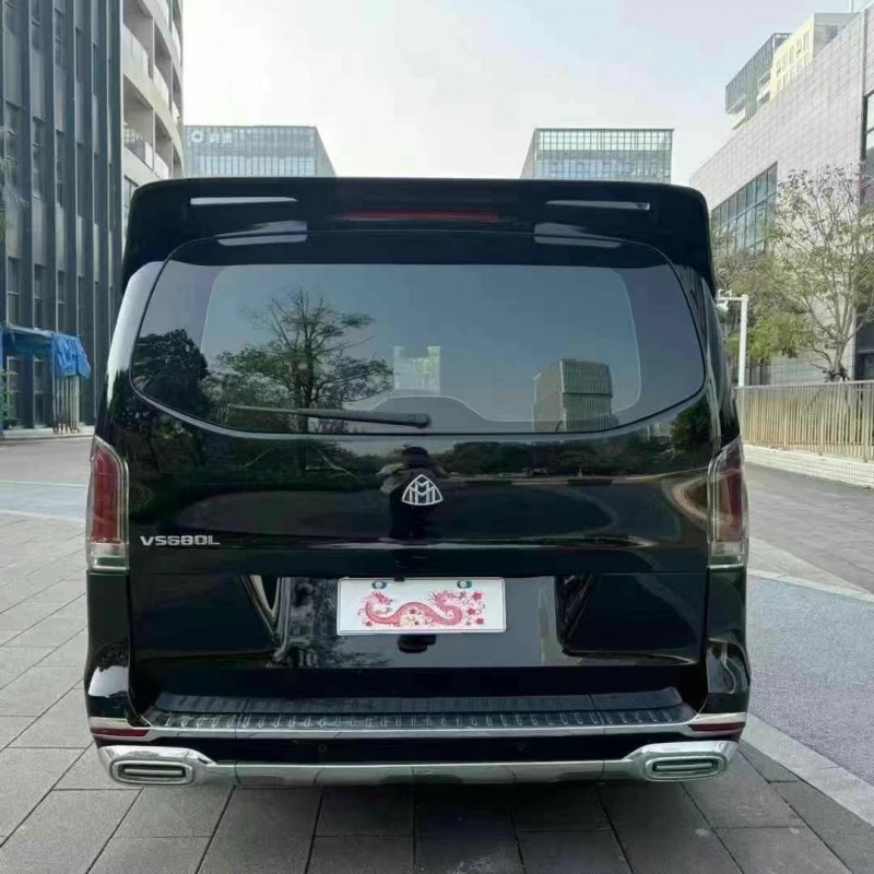 佛山22年奔驰威霆9