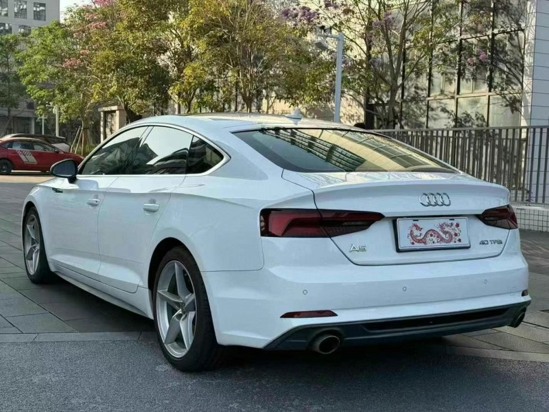 佛山19年奥迪A54