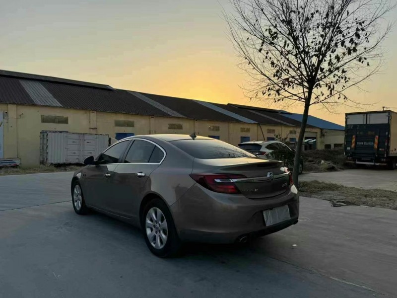 徐州16年别克君威3