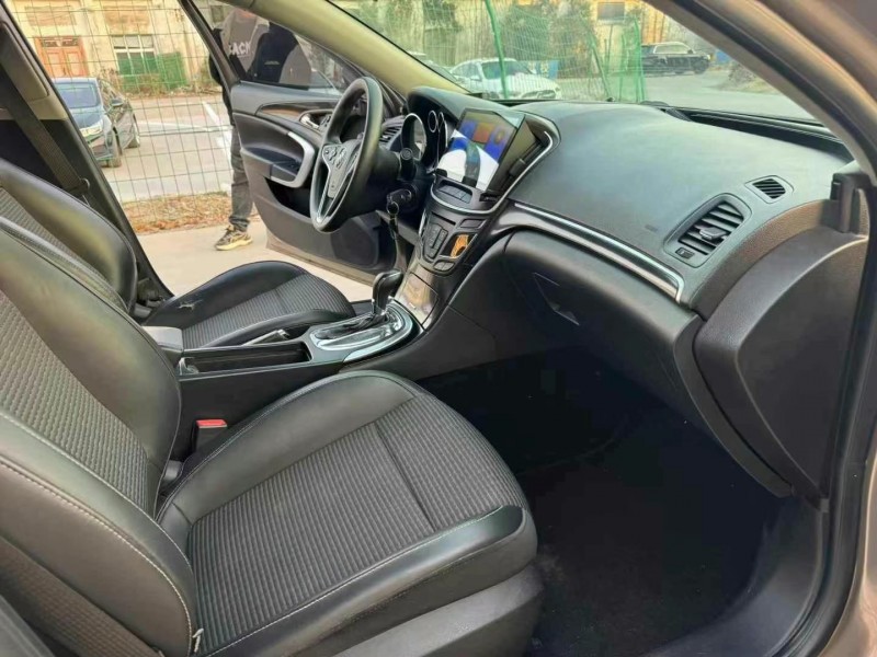 徐州16年别克君威5