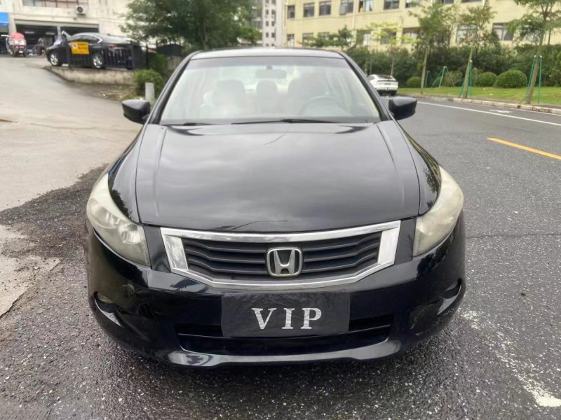 广州09年本田雅阁1