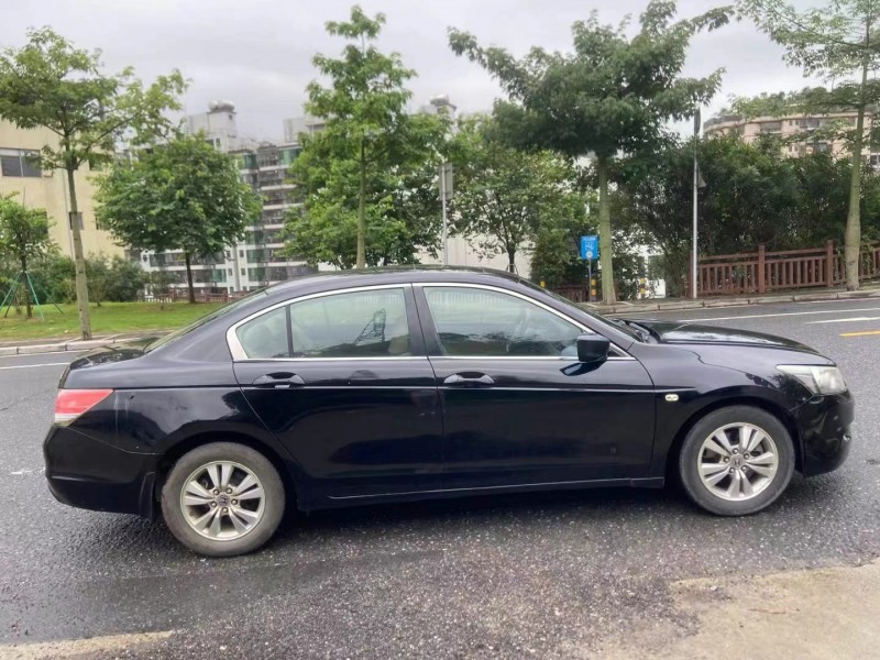 广州09年本田雅阁4