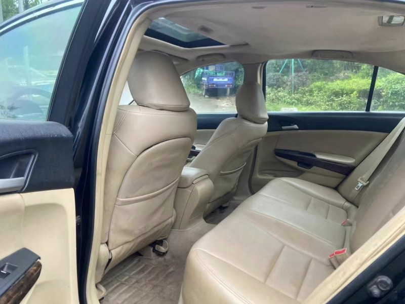 广州09年本田雅阁7