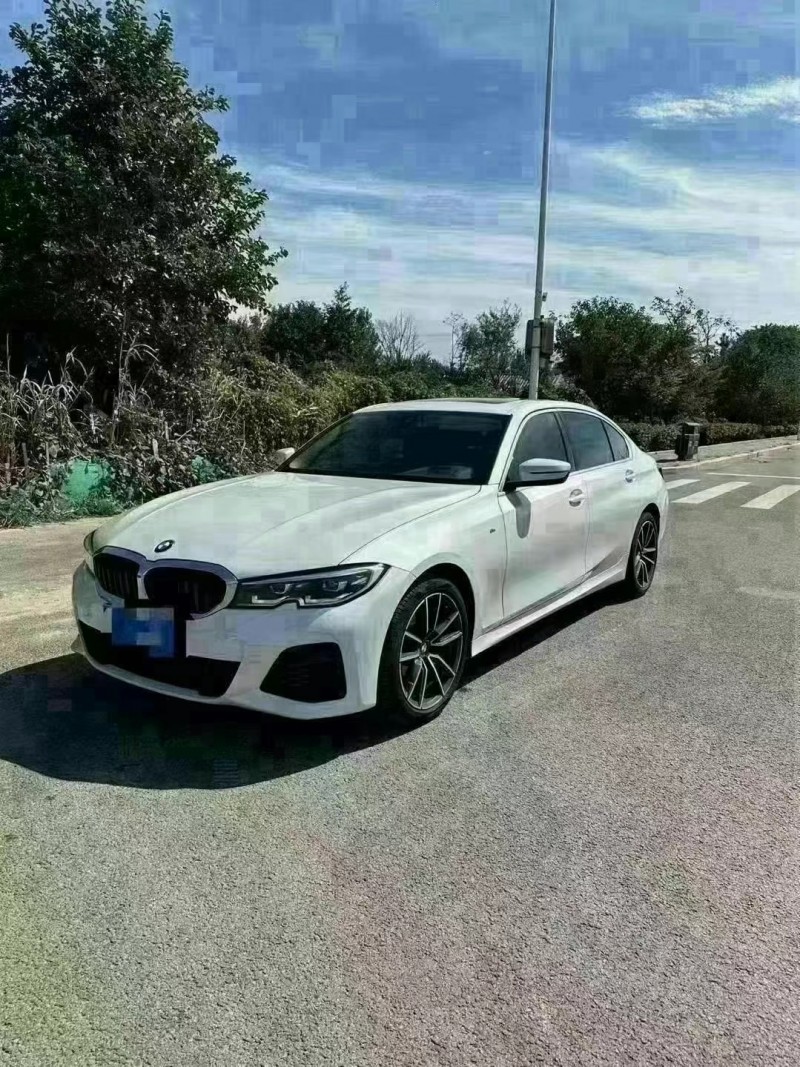 济宁22年宝马3系2