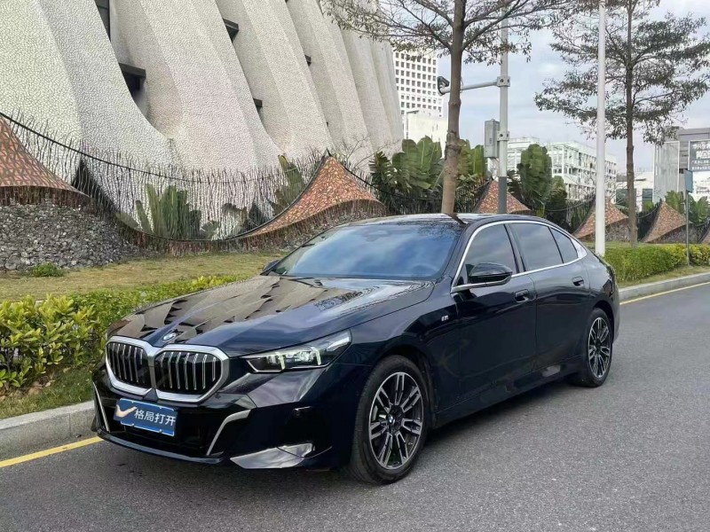 广州24年宝马5系3