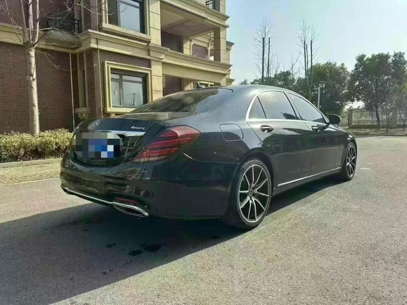 济宁17年奔驰S8