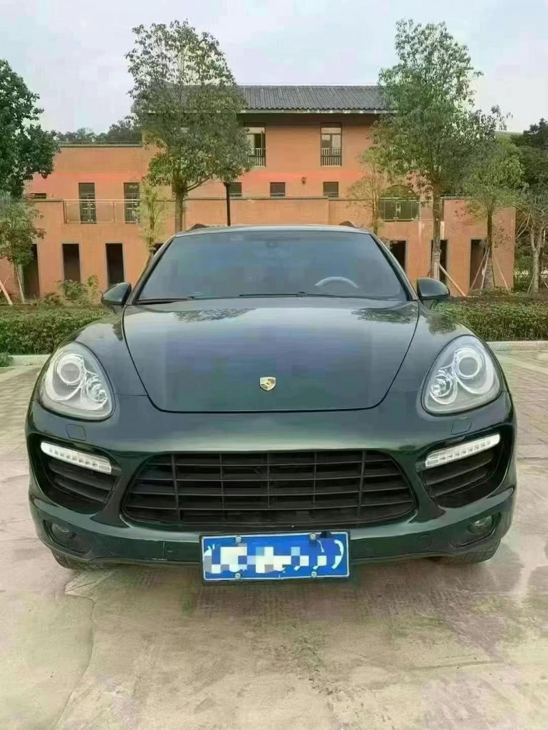 茂名12年保时捷卡宴1