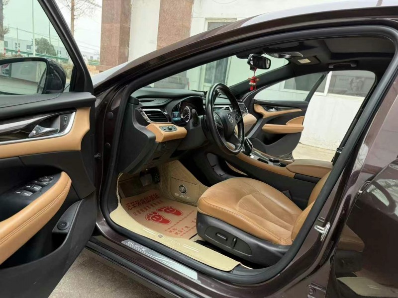 徐州17年别克君越4