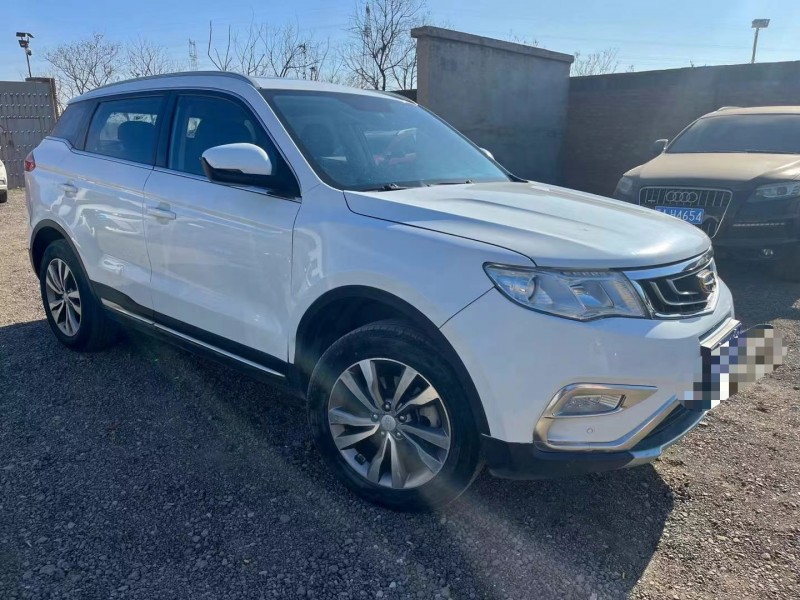 保定17年吉利博越2