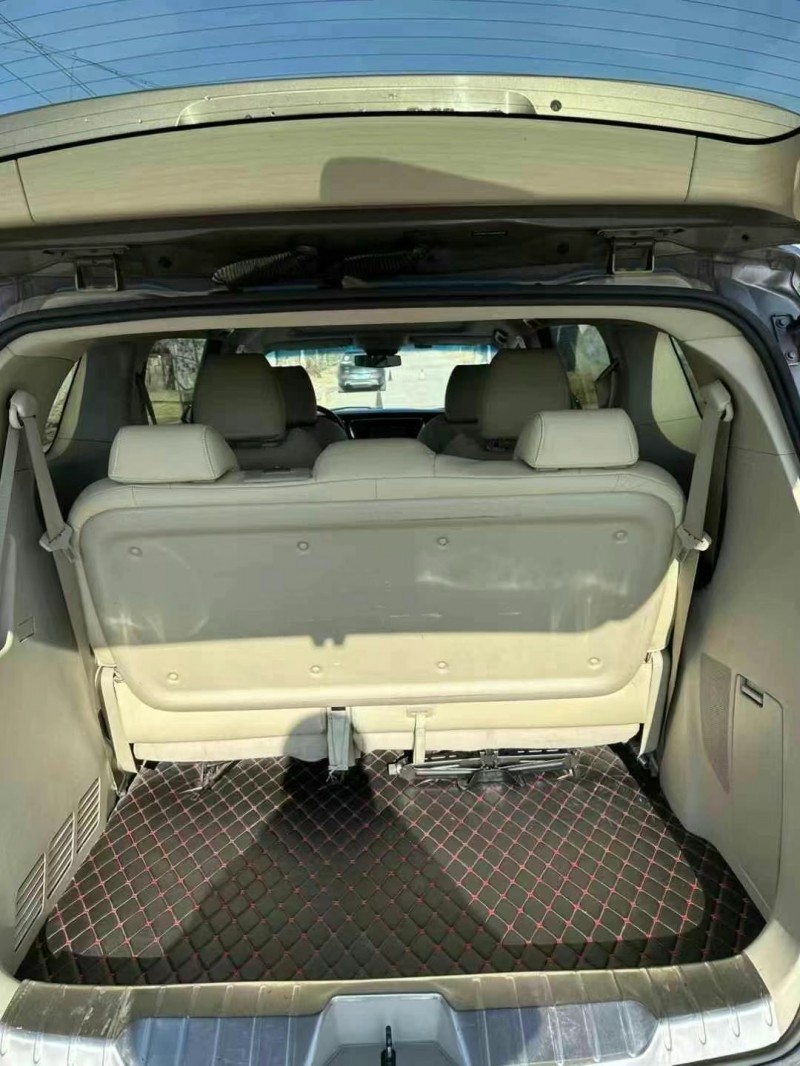 济宁17年别克GL89