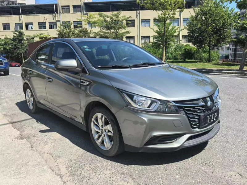 广州17年纳智捷锐32