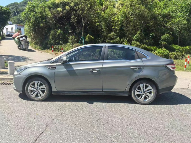 广州17年纳智捷锐35