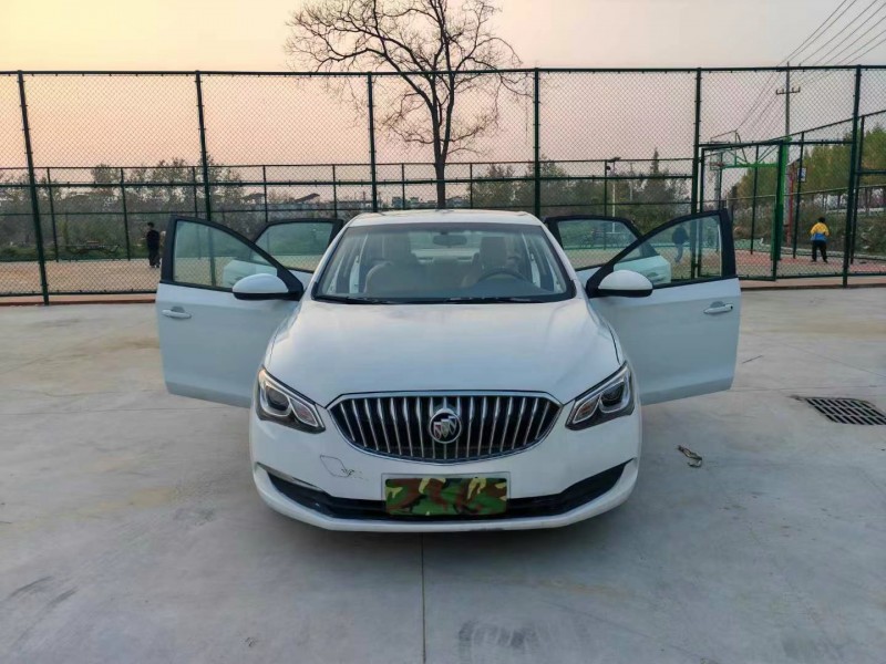 徐州17年别克英朗7