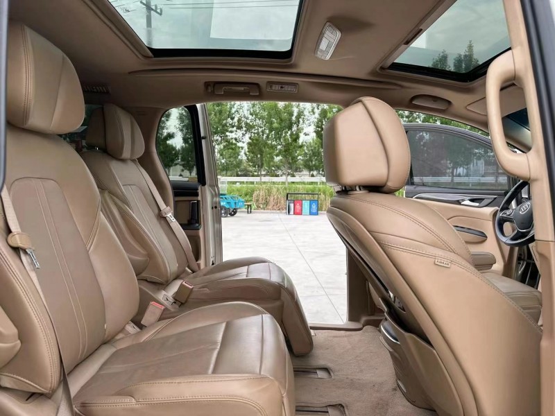 徐州17年别克GL86