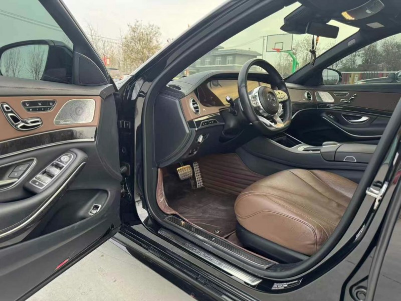 徐州19年奔驰S3