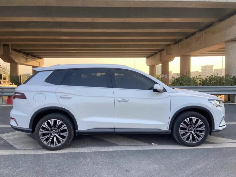 广州20年比亚迪宋4