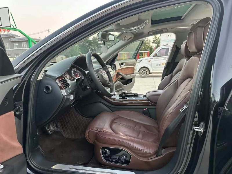 徐州13年奥迪A8L3