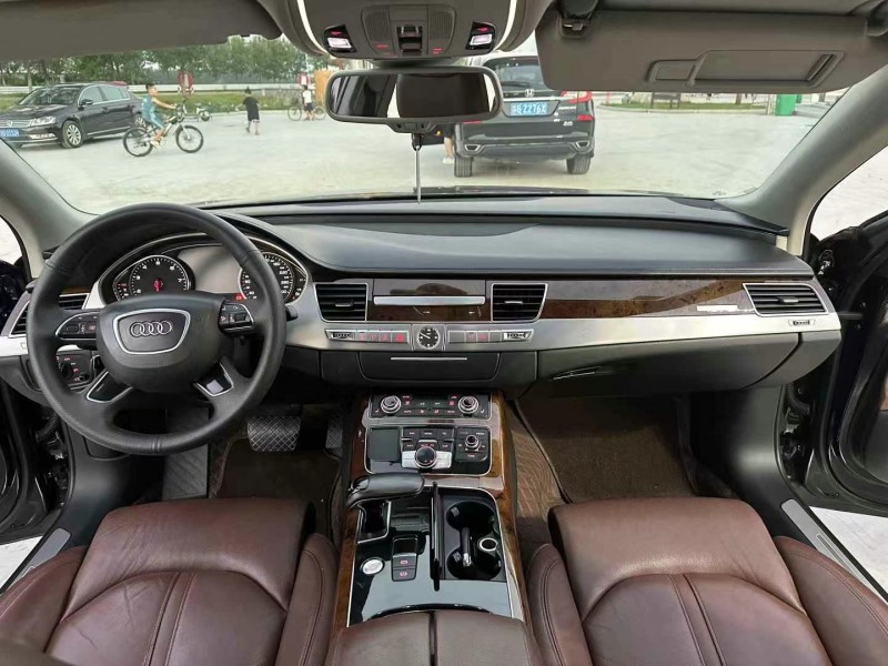 徐州13年奥迪A8L4