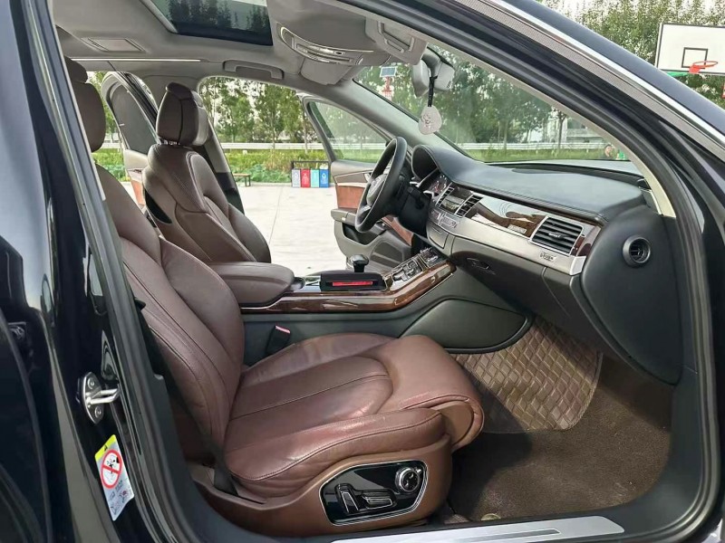 徐州13年奥迪A8L5