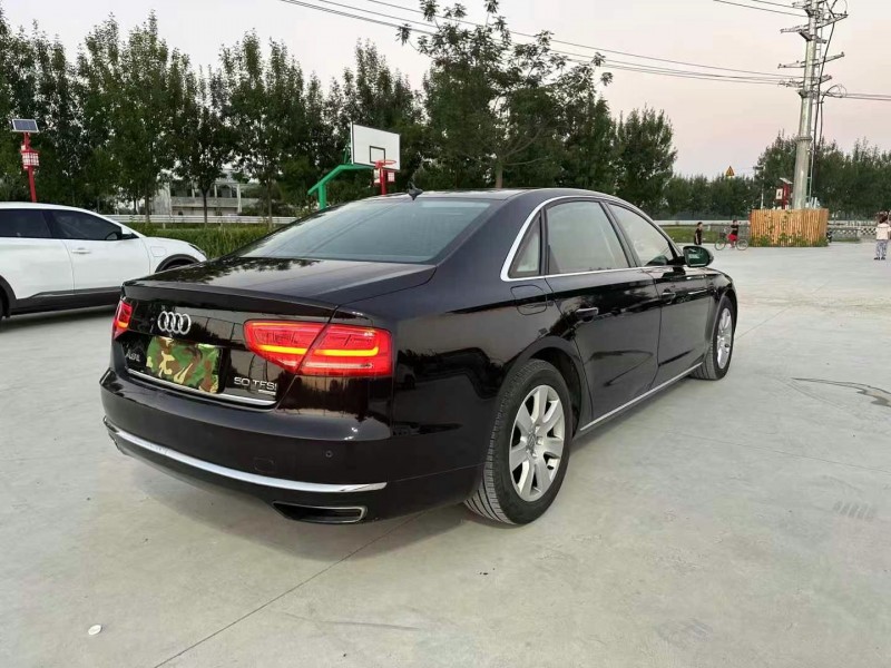 徐州13年奥迪A8L8