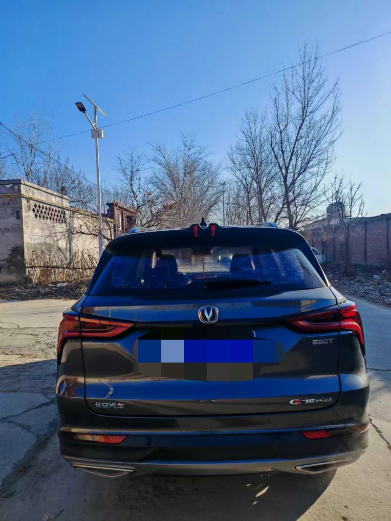 保定21年长安汽车CS755