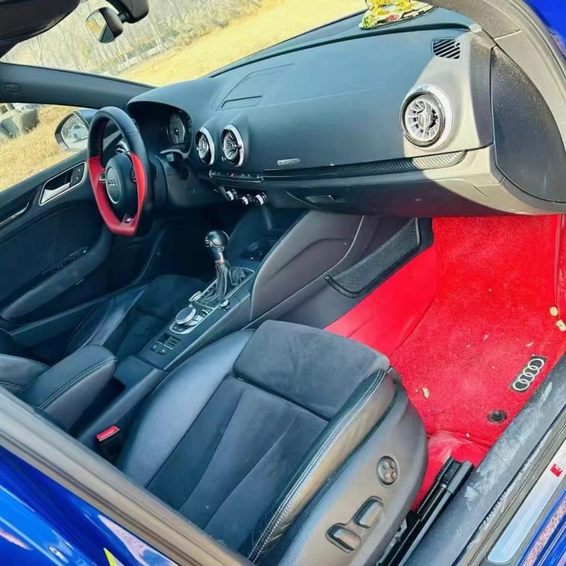 济宁18年奥迪S33