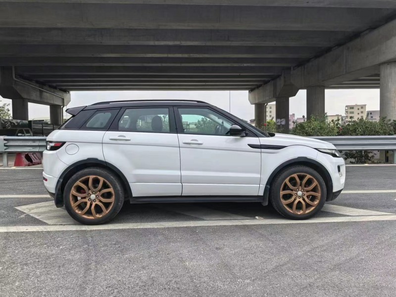 广州14年路虎极光4