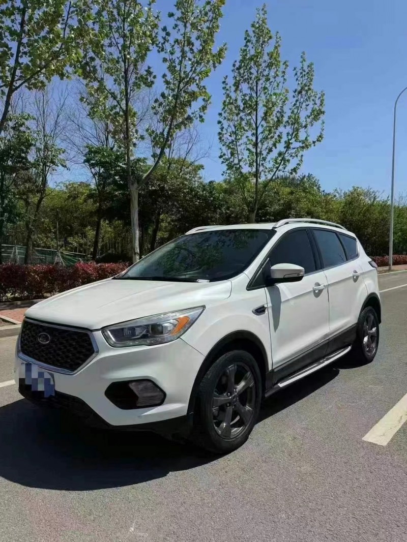 青岛19年福特翼虎2