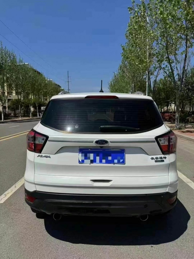 青岛19年福特翼虎9