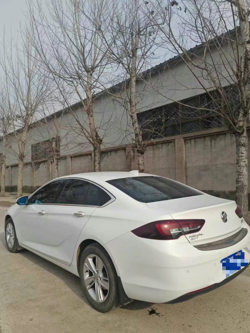 保定18年别克君威4