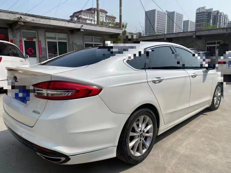 济宁17年福特蒙迪欧8