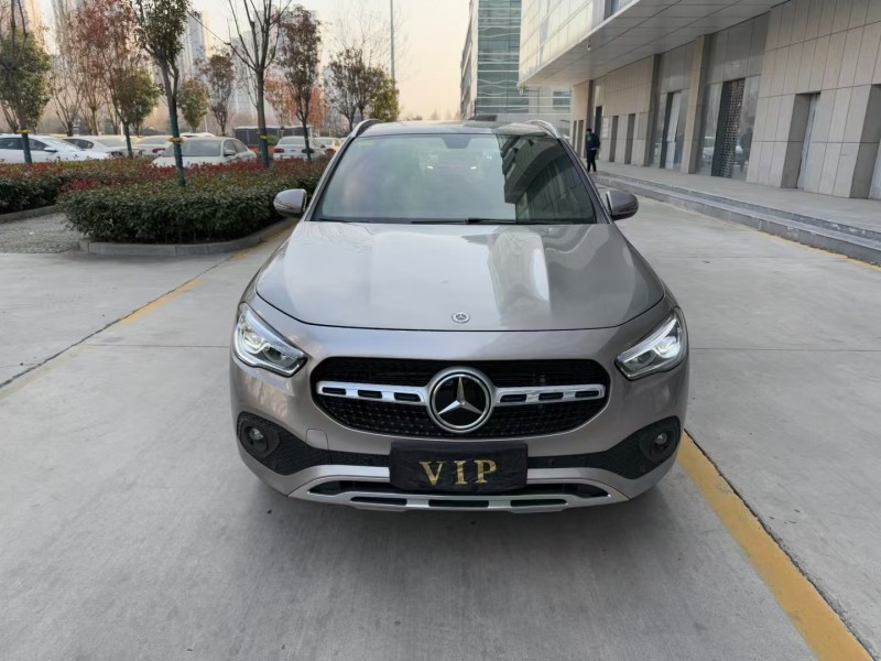 济宁21年奔驰GLA1