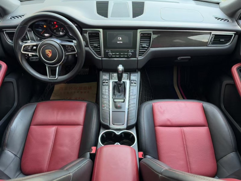 济宁17年保时捷Macan4