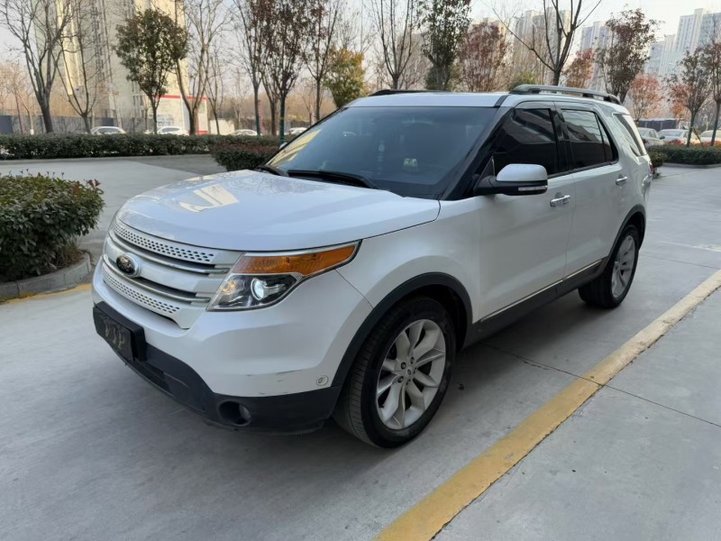 济宁14年福特探险者3