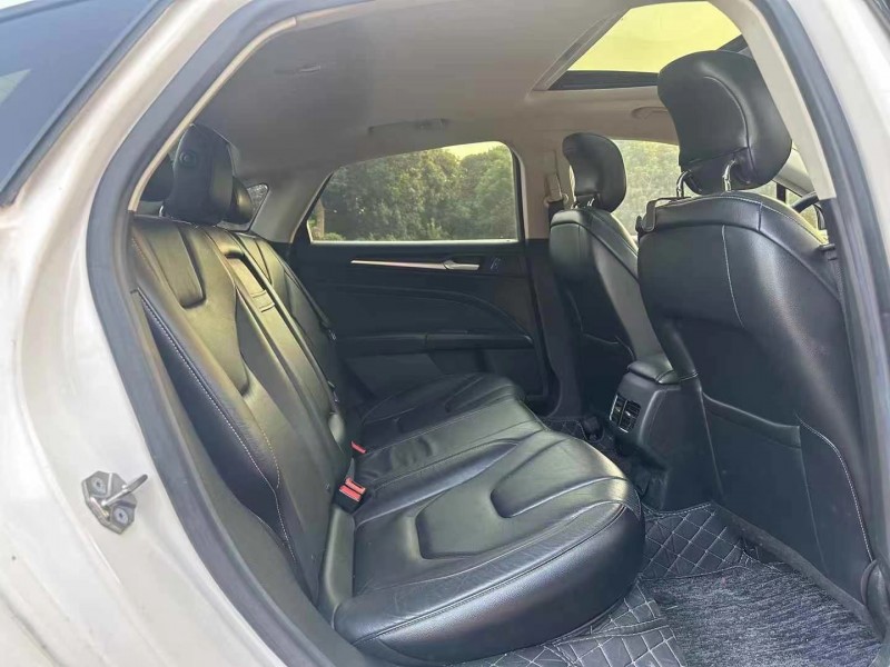 广州17年福特蒙迪欧8