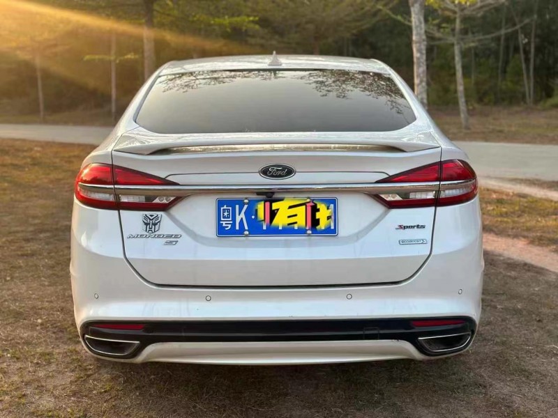 广州17年福特蒙迪欧9