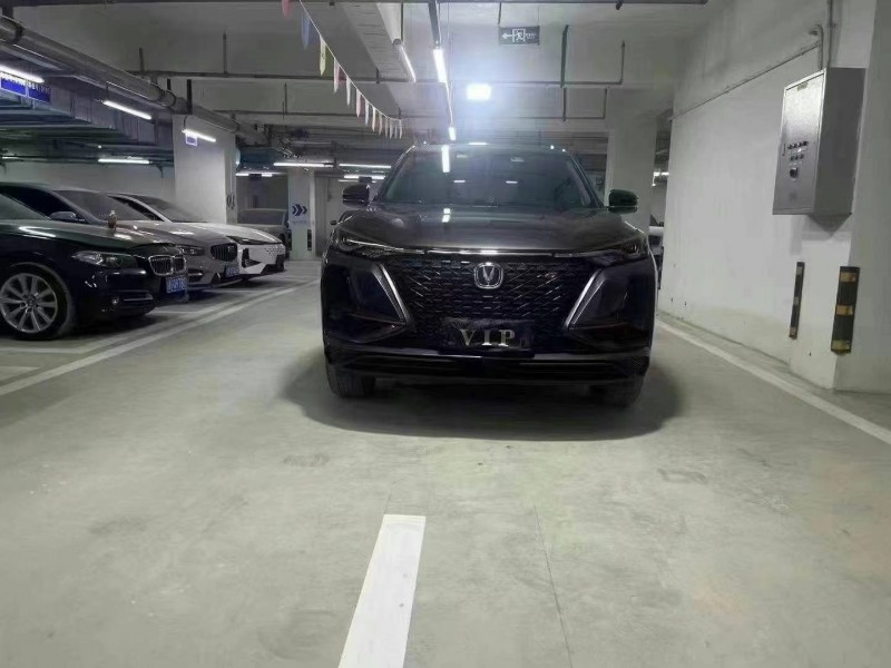 成都20年長安汽車CS751