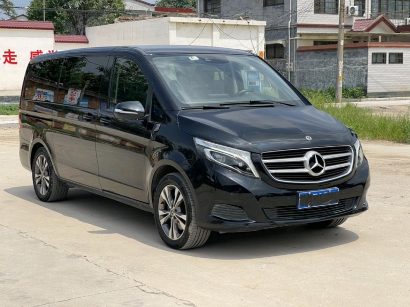 新乡20年奔驰V2