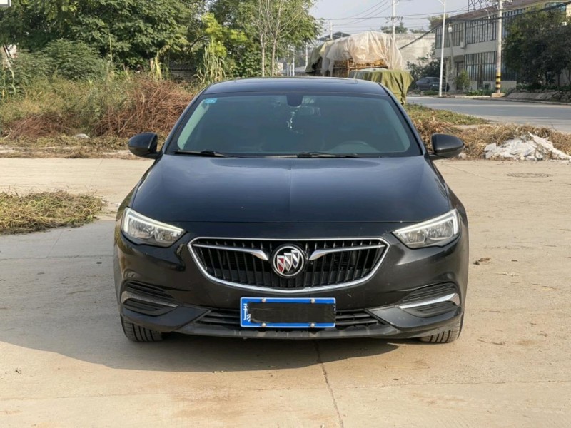 新乡20年别克君威1