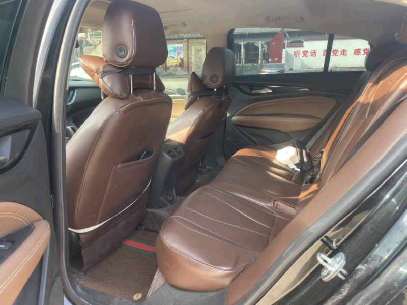 新乡20年别克君威6