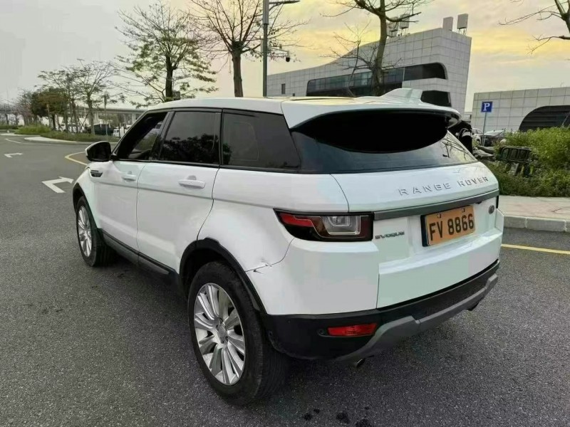 深圳18年路虎揽胜极光(进口)6