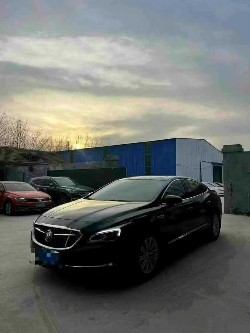 菏泽19年别克君越2