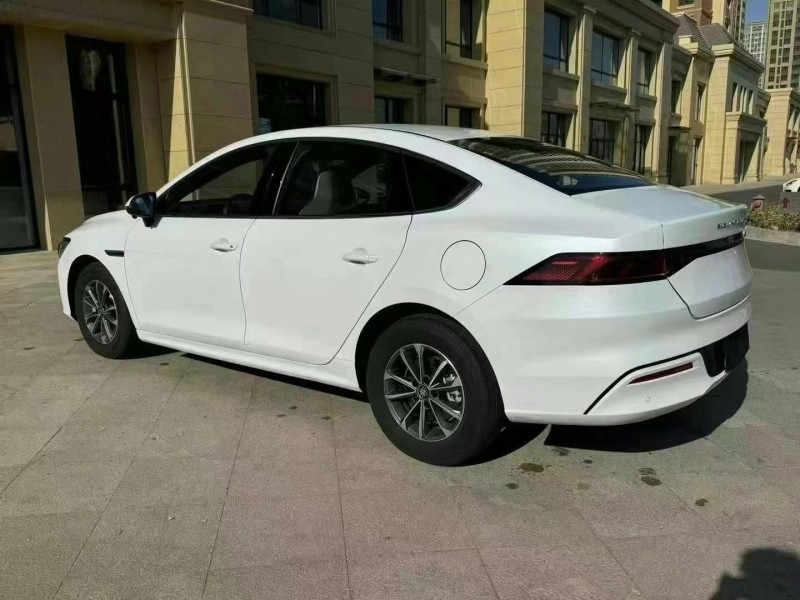 青岛24年比亚迪秦8