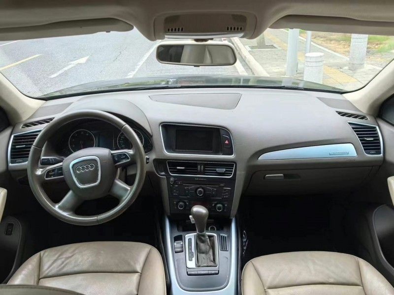 广州12年奥迪Q58