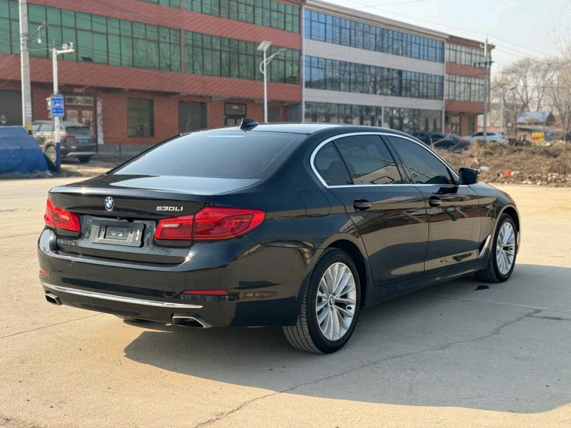 新乡19年宝马5系4