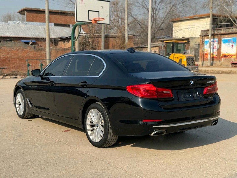 新乡19年宝马5系5