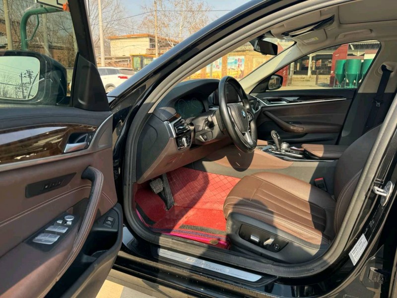 新乡19年宝马5系7