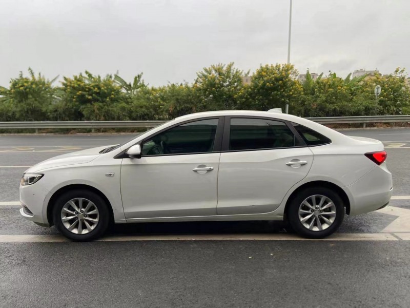 广州18年别克英朗6